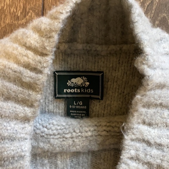 Roots long shirt/sweater - Picture 2 of 3